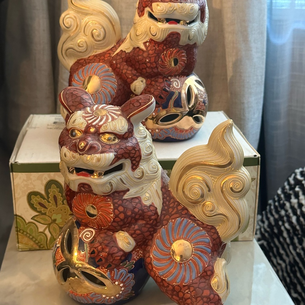 Elegant Red and Gold Foo Dog Statues